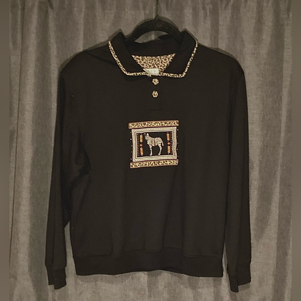 Vintage unique animal print collared crew neck sweater